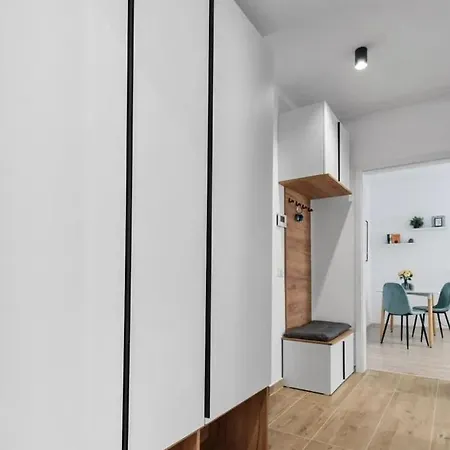 Modern Escape Apartman *